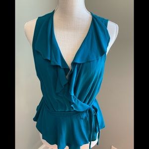 🌺 3 for $15! Sleeveless blouse (104)